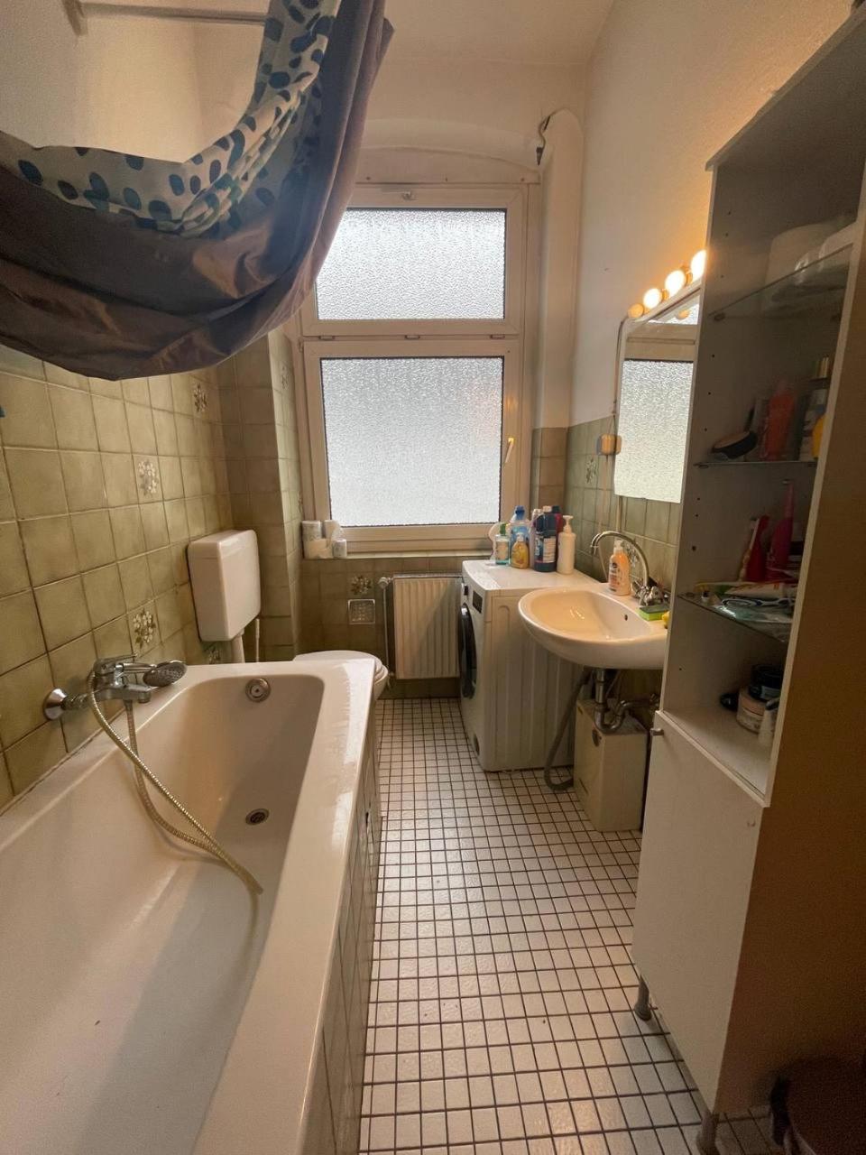 Lovely Room In Duesseldorf Nearly Duesseldorf Hbf Exterior photo